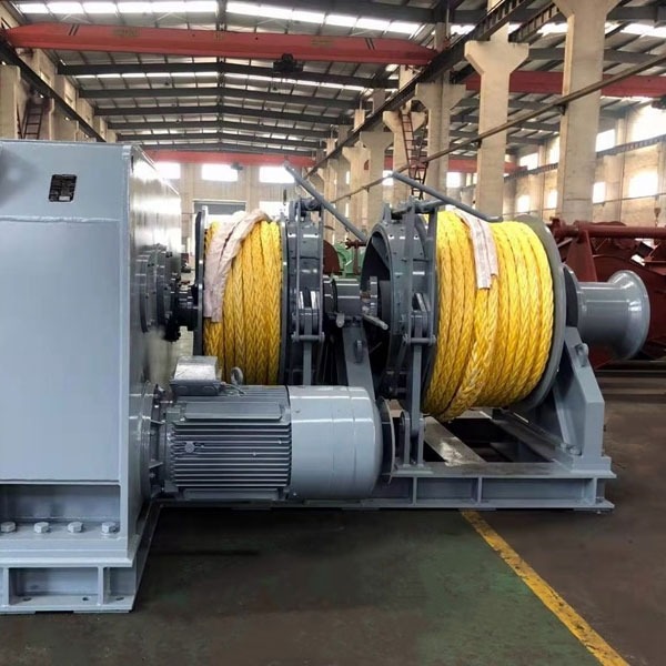 Mooring winches in Dubai